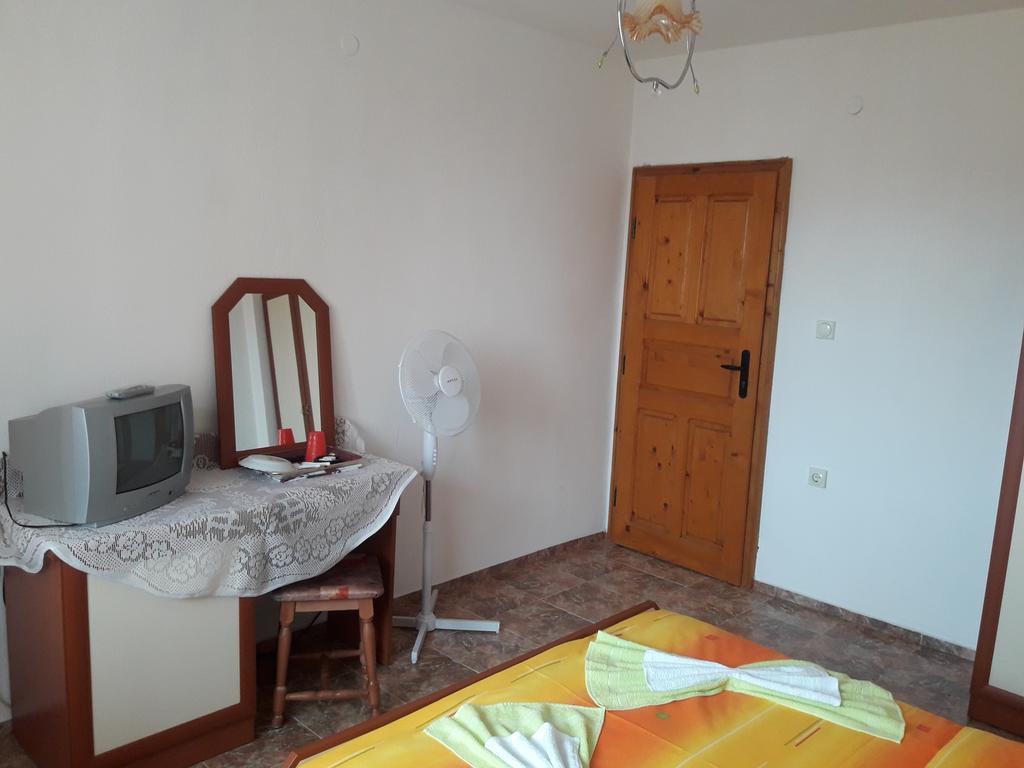 Georgievi Guest House เปาโมเรีย ภายนอก รูปภาพ