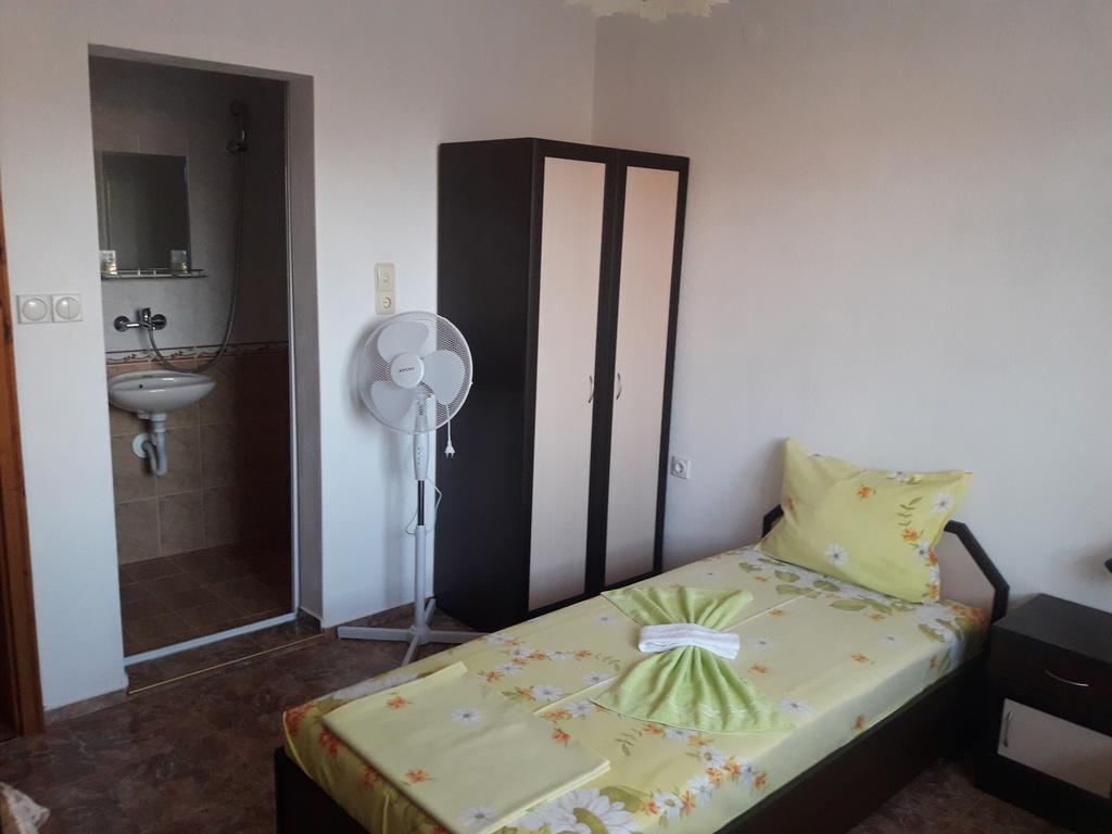 Georgievi Guest House เปาโมเรีย ภายนอก รูปภาพ