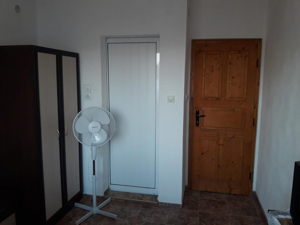 Georgievi Guest House เปาโมเรีย ภายนอก รูปภาพ
